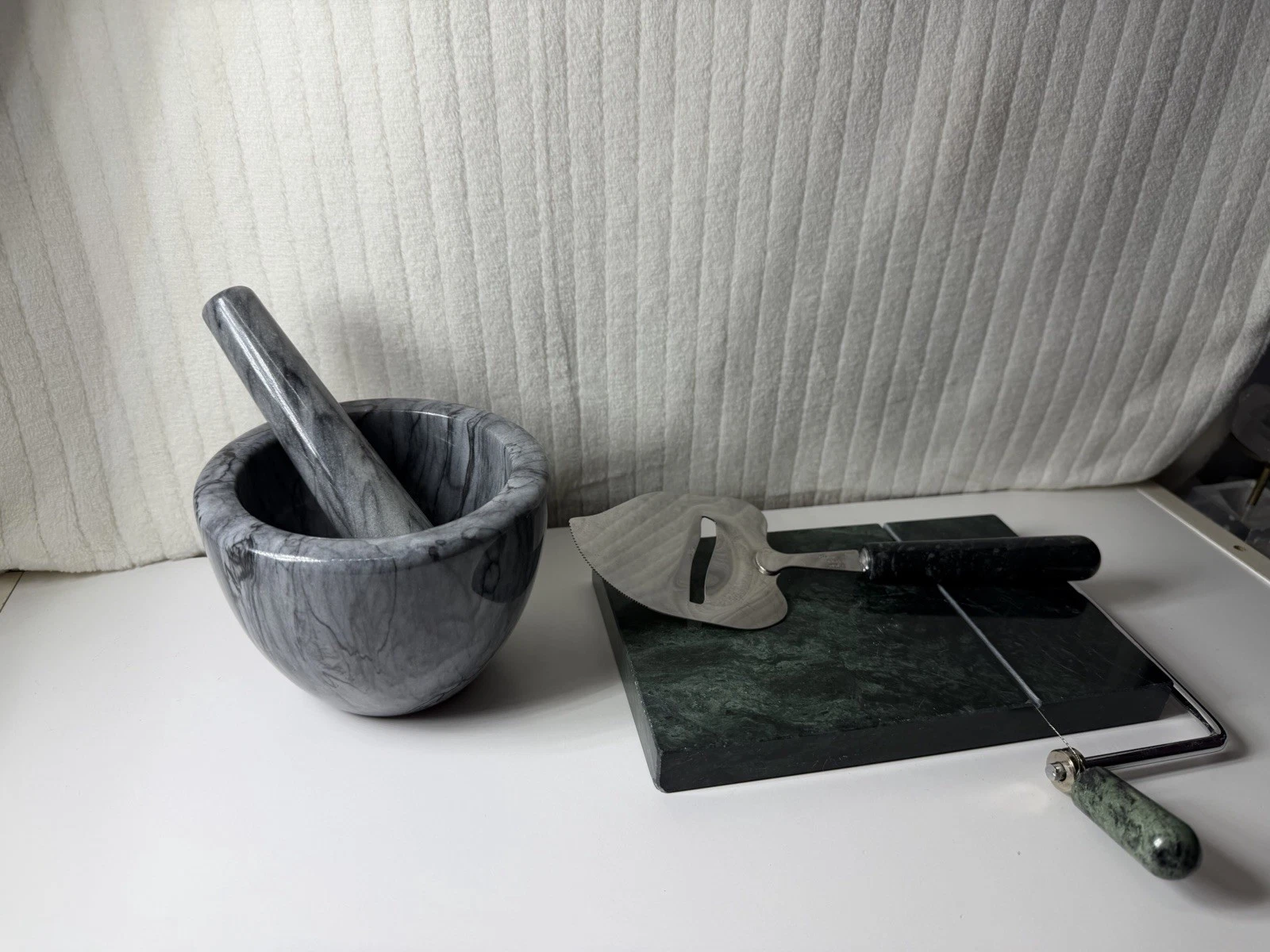 VTG. Marble Mortar and Pestle W/ Green Marble Cheese Slicer & Plane Slicer GOOD