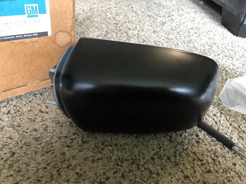  Espejo retrovisor derecho Pontiac Grand Prix 88-89 y 88 Buick Regal #12395577 nuevo de stock Foto 2 de 3