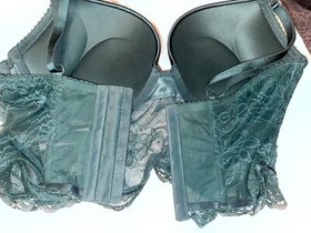VICTORIA SECRET BOMBSHELL BRA ADD 2 CUP PLUNGE Super Push UP NEW Shine Strap