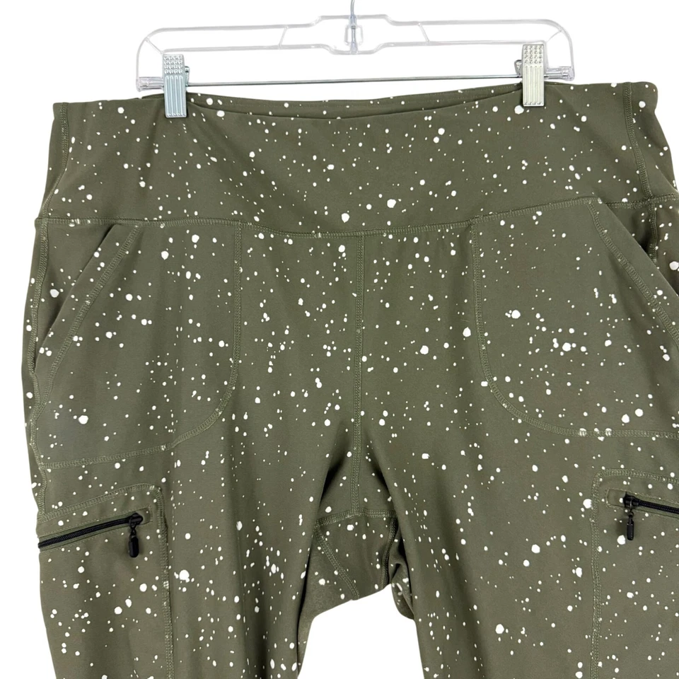 Torrid Leggings Women's Plus 3 Happy Camper High Rise Pockets Cropped Green - Image 3 of 4