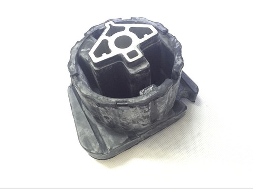 Transmission Mount for BMW X5 X6 E70 E71 E72 3.0 si 4.8 i xDrive 30i xDrive 35i