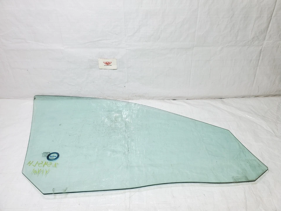 2008-2016 Volvo XC70 Front Left Driver Side Door Window Glass OEM 30779524 — 第 3/4 张图片