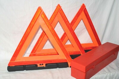 Dietz 8-250 Emergency Warning Triangle Reflector Flare Kit Set 3