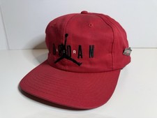 Vintage 90s Nike Air Jordan Snapback Hat Maroon Jumpman 23 F11204WDI 560036