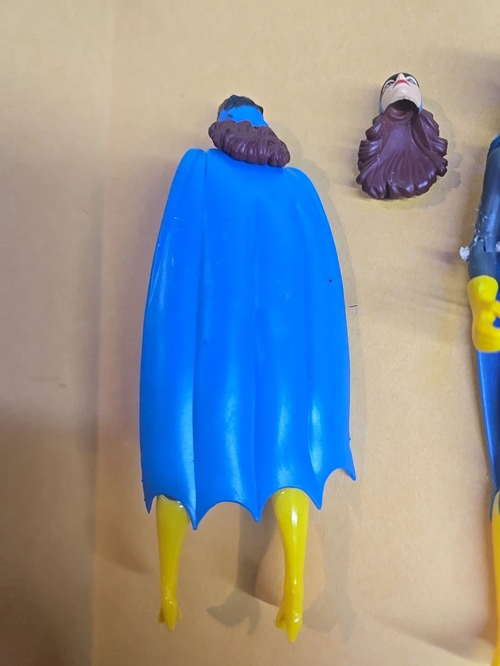 LOT DC DIRECT UNMASKED BATGIRL BARBARA GORDON SERIES 2 SECRET FILES SEE PHOTOS - Image 4 of 4