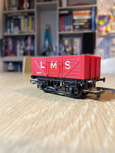 70er Jahre Spur O LMS rot & schwarz offener Güterwagen Nr. 12527 Zweischienen Kunststoff | Condition: Used