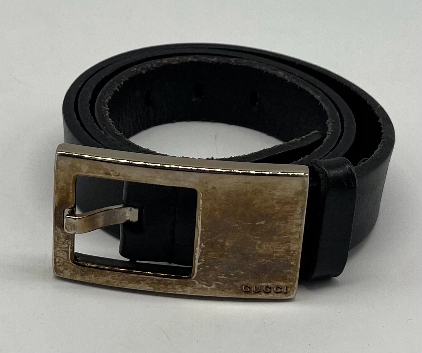Ceinture Gucci en cuir noir logo boucle 70/28