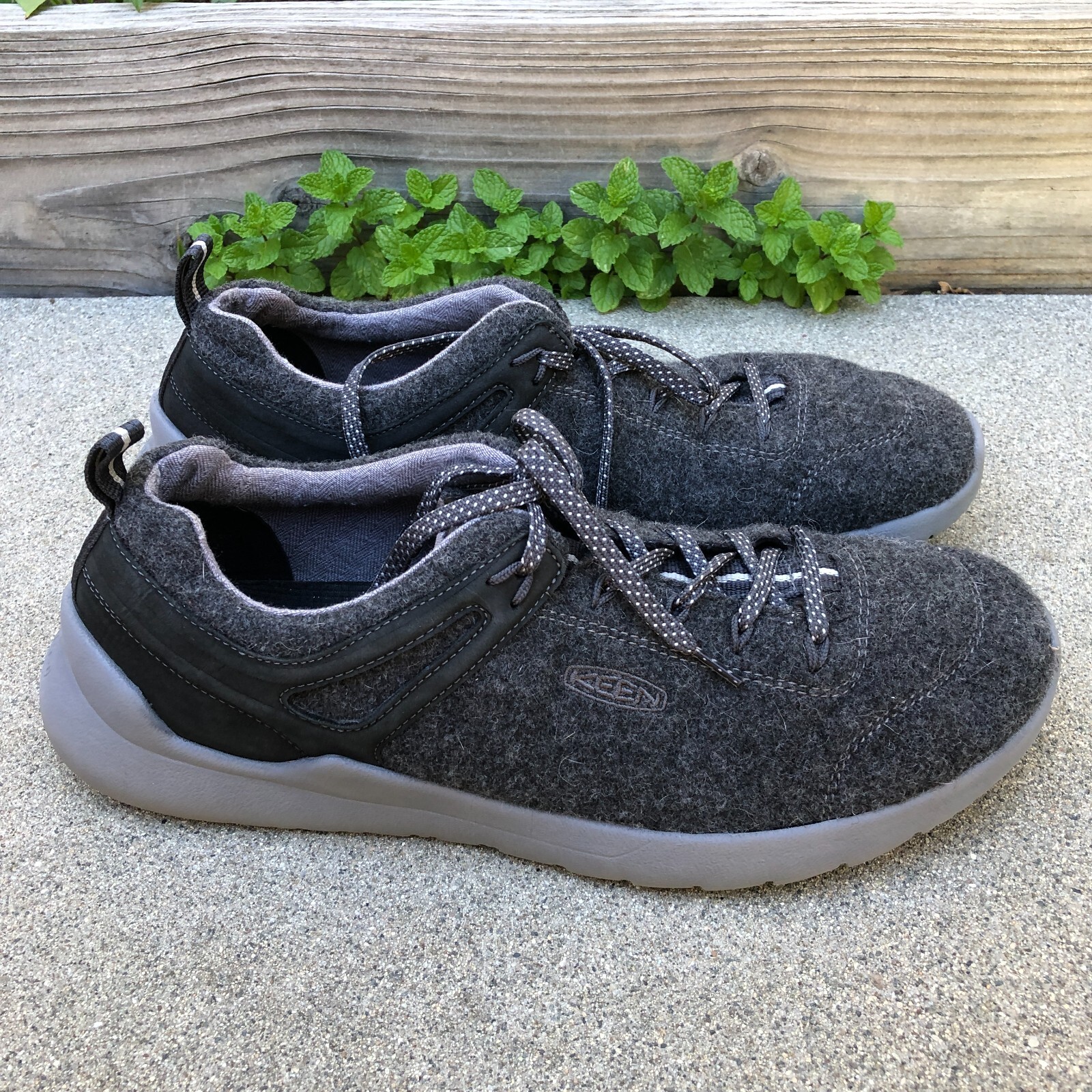 Scarpe da ginnastica KEEN Highland Arway da uomo 11 5 grigio lana feltro stringate all'aperto