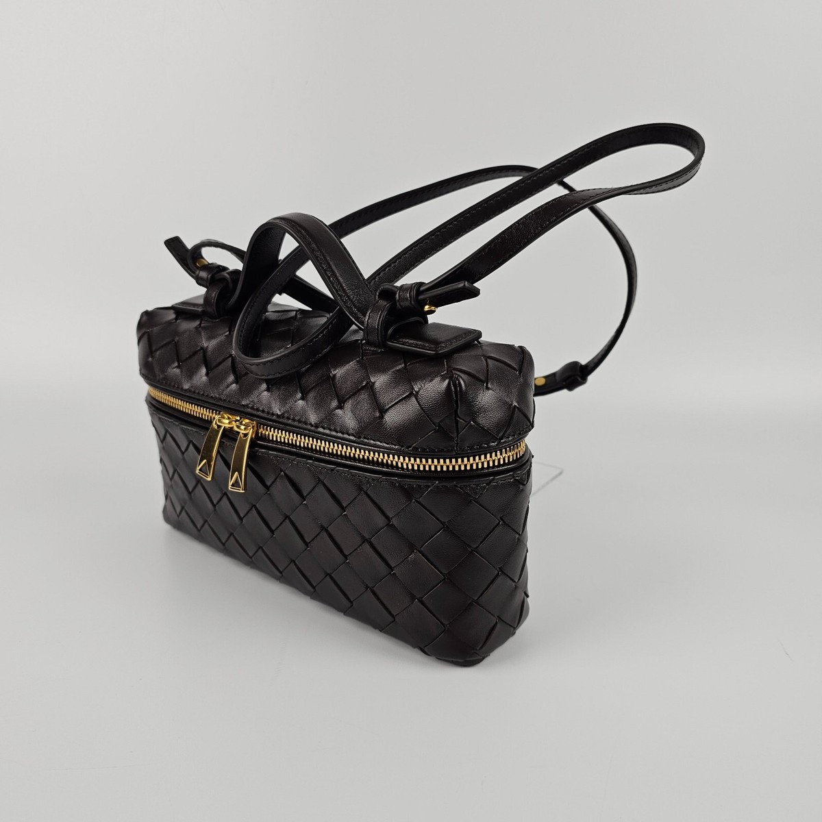 BOTTEGA VENETA Bang Bang $2600 Fondant Intrecciato Leather BOTTEGA VENETA Bang Bang $2600 Fondant Intrecciato Leather