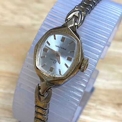 Vintage Waltham 17 Jewels Cocktail Watch Vintage Waltham Ladies Cocktail Watch: Swiss Made, Gold Tone  main image 4