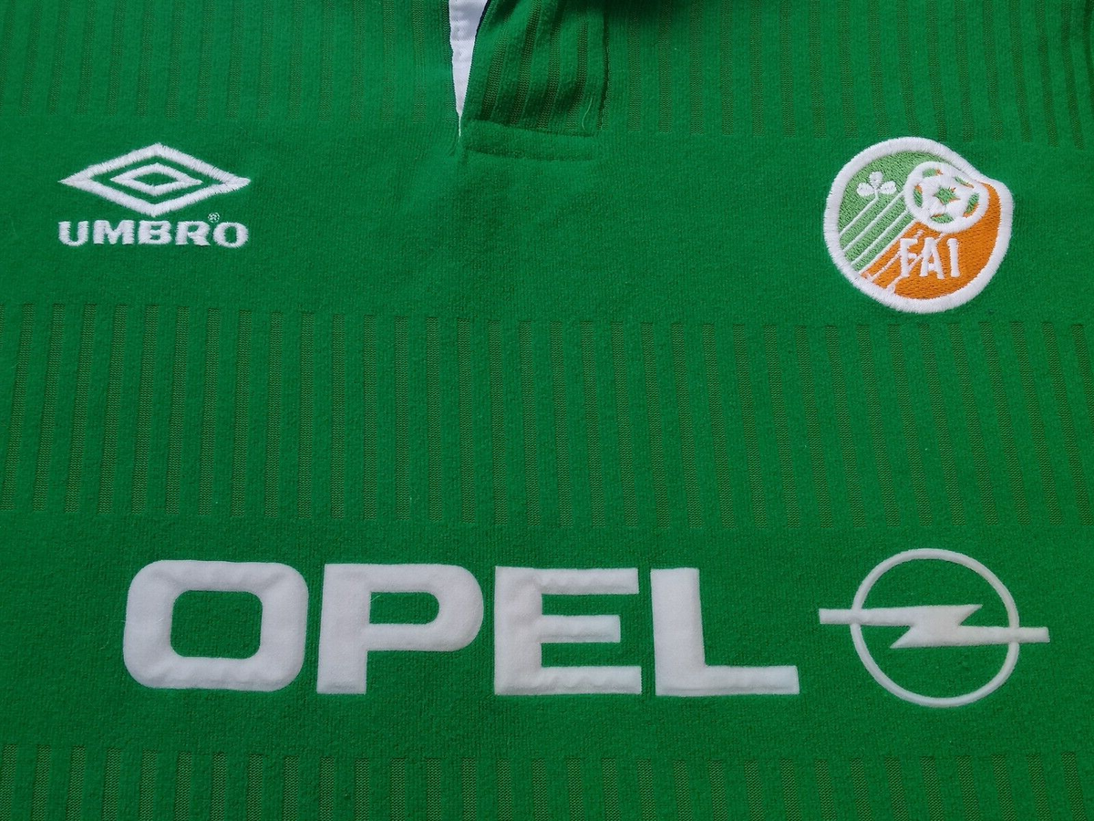 2000s UMBRO×Ireland Football Game Shirt Republic of Ireland 2000 - 2001 home football shirt jersey