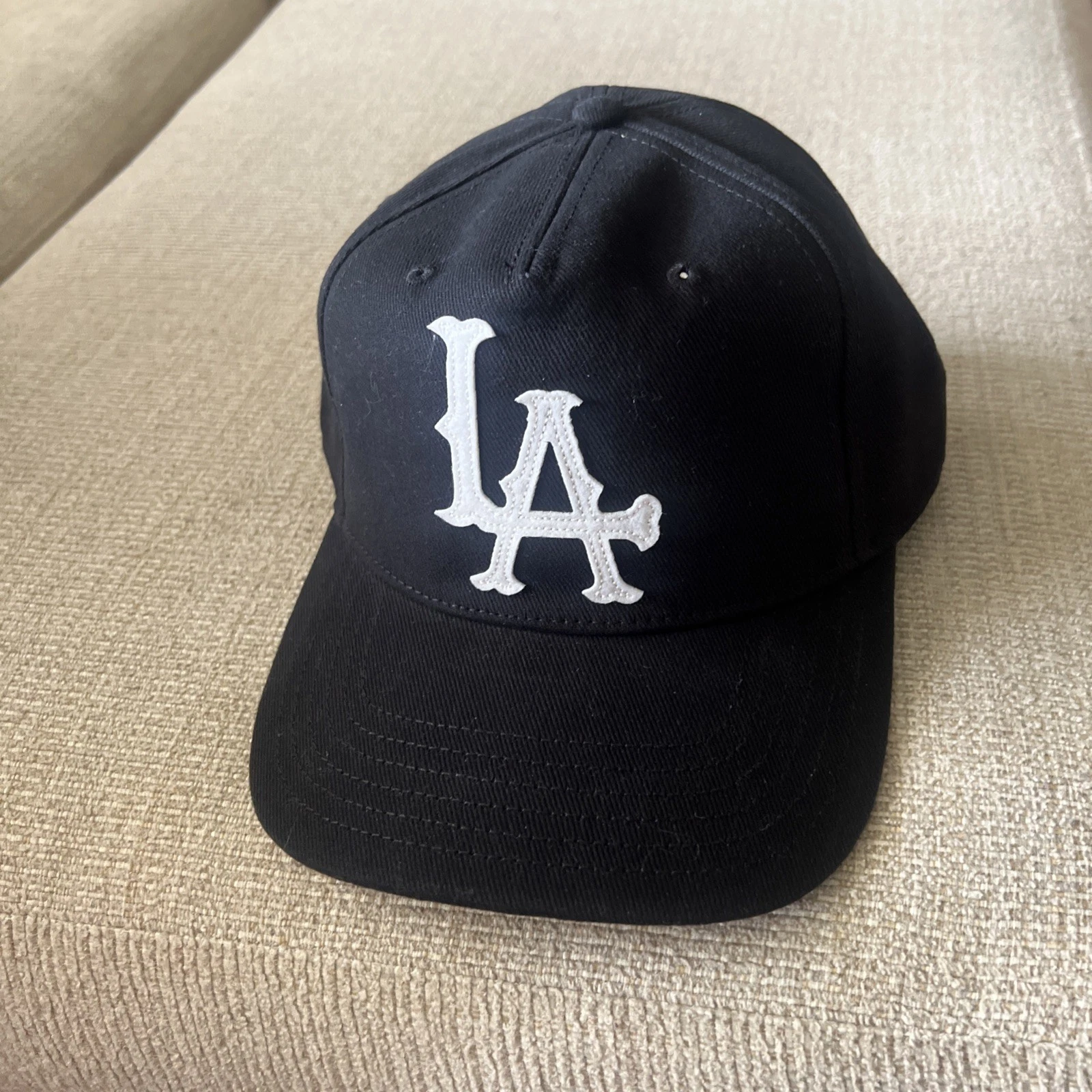 Black LA Los Angeles Embroidered Baseball Cap Adjustable Snapback By Mad Engine
