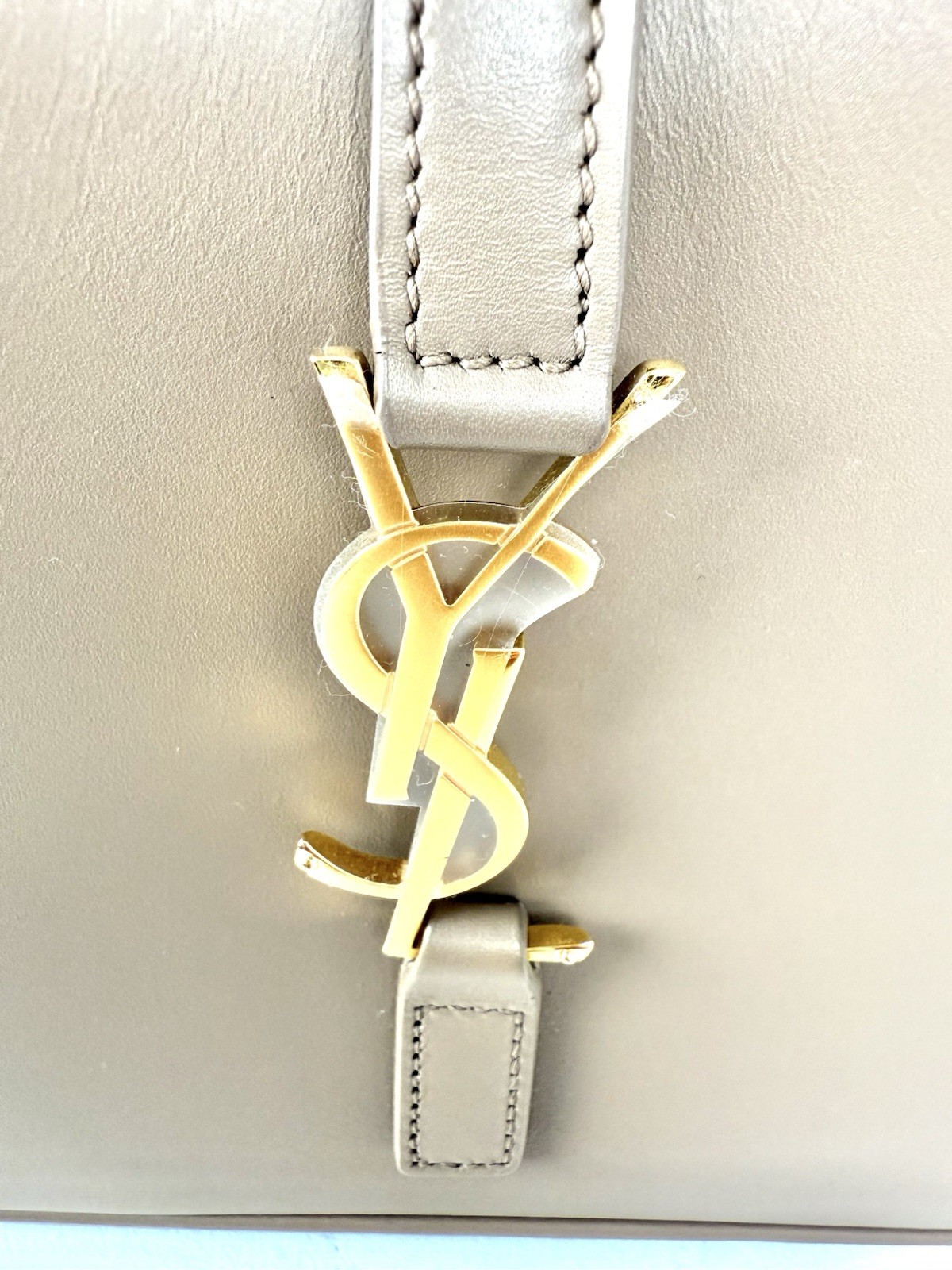 Borsa a tracolla Saint Laurent Le 5 à 7 in pelle beige