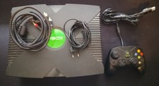 Microsoft Xbox 8GB Spielekonsole - Schwarz mit Controller Läuft Super.