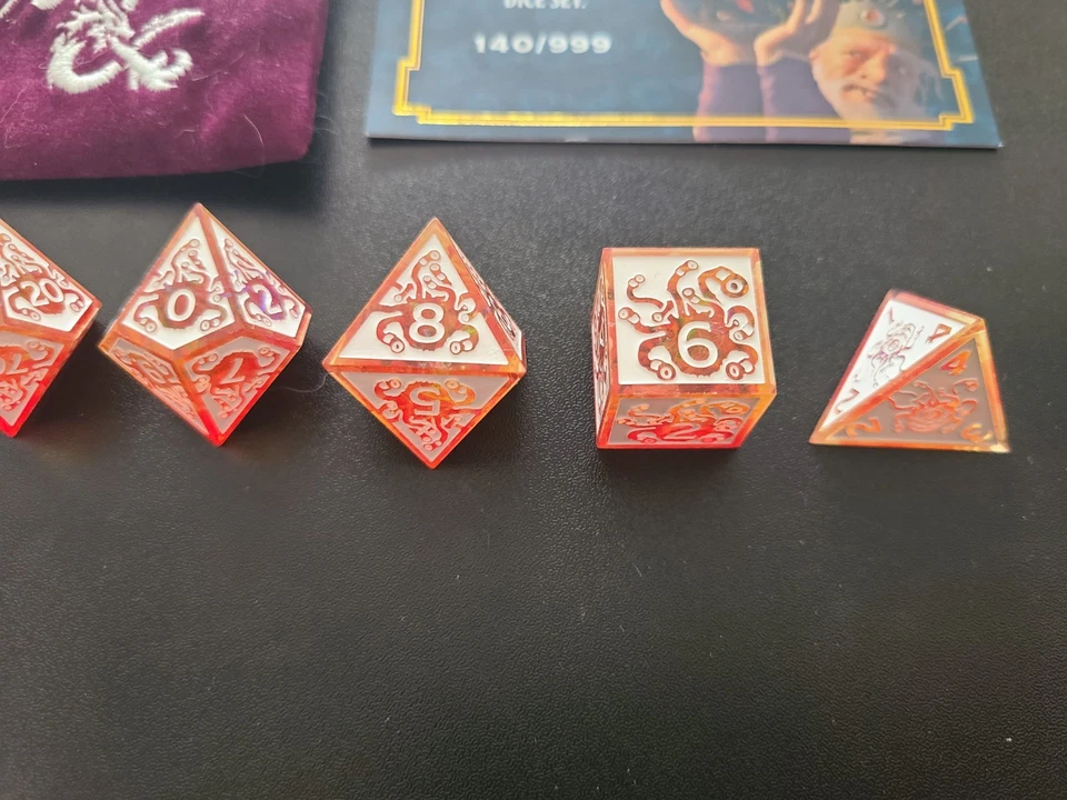 Juego de dados DnD: Xanathar’s Treasure Pack Legendary Xanathar’s True Love Foto 3 de 4