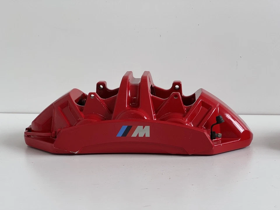 Pinzas de freno BMW 6 pistones Brembo - G80 M3, G82 M4, G87 M2, F90 M5, F93 M8, etc. Foto 3 de 4