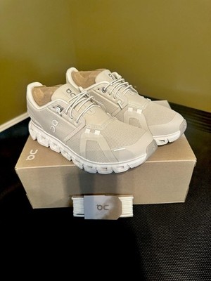 On Cloud 6 Women s White Mesh Lace-Up Low Top Running Sneakers 3MF10060276