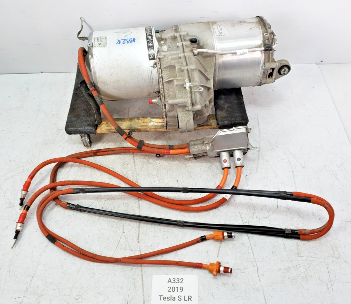 ✓ 12-20 OEM Tesla S X Rear Drive Unit Electric Motor 1002633-01-R