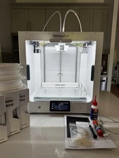 2018 Ultimaker S5 3d Printer w/ Extra Filament (USED)