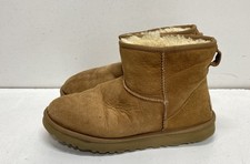 UGG Women's Brown Suede Pull-On Boots Size 9