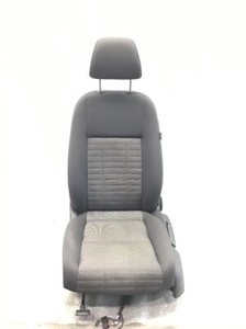 VW Golf V 1K Sitz links vorne Fahrersitz Sitzheizung Stoff 4/5 türer