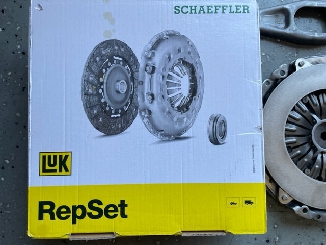 BMW Clutch F30 chassis 212086319999 Luk | eBay