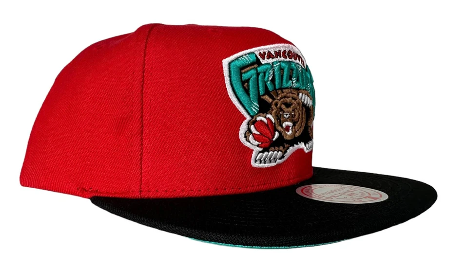 Mitchell & Ness NBA Memphis Grizzlies Hardwood Classics Core Basic Snapback Hat - Image 3 of 4