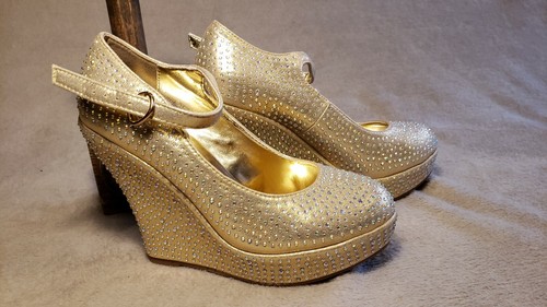 Metallic gold Delicacy wedge heels 8 