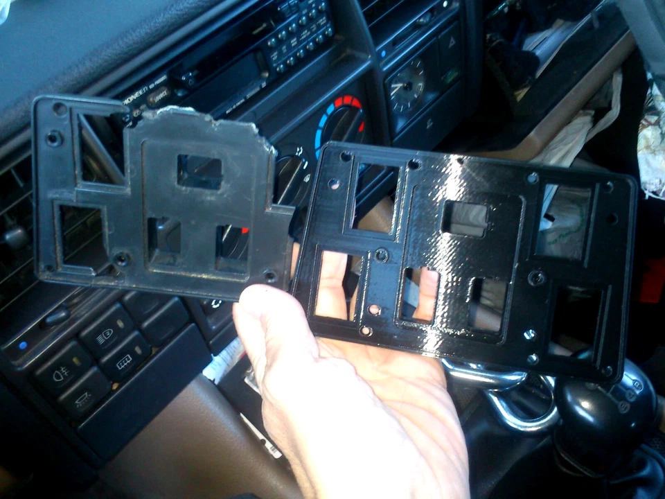 Land Rover Discovery 1 & 2 window switch panel FHR100502 - Image 3 of 4