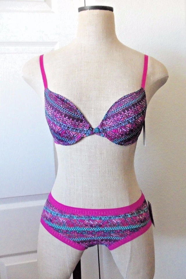 Sujetador OnGossamer MARROQUÍ GEO Estampado Triple Malla Bump It Up Push Up 32C Boyshort S Foto 2 de 4