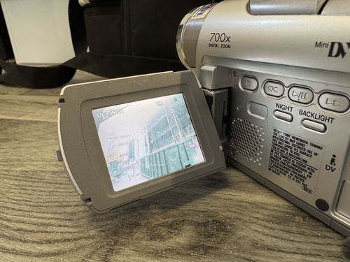 jvc gr-d20ek Mini Dv Video Cassette Camcorder - Picture 6 of 8