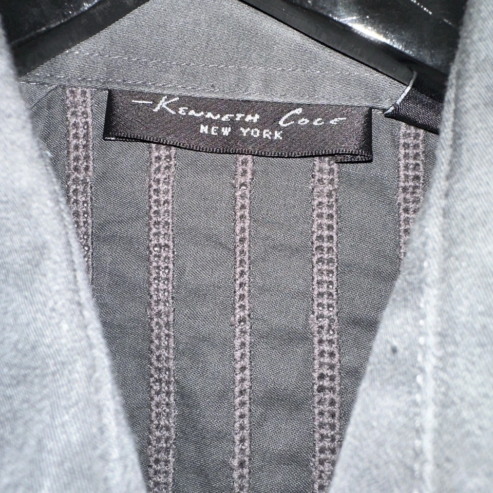 Camisa para hombre Kenneth Cole New York mediana abotonada usada ligeramente usada Foto 3 de 4