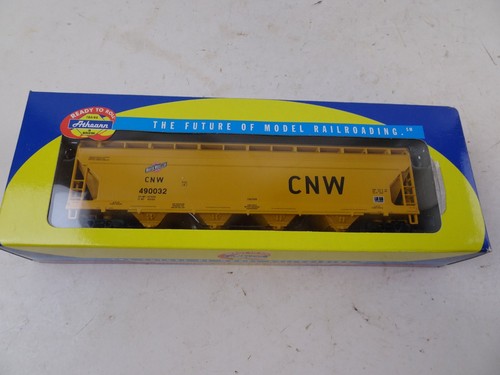 Tolva cubierta de flujo central Athearn HO CNW ACF #490032 lista para rodar | Condition: Used