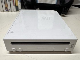 Nintendo Wii Console Bundle Lot 10 Games Wii Travel Bag and Controllers READY !!