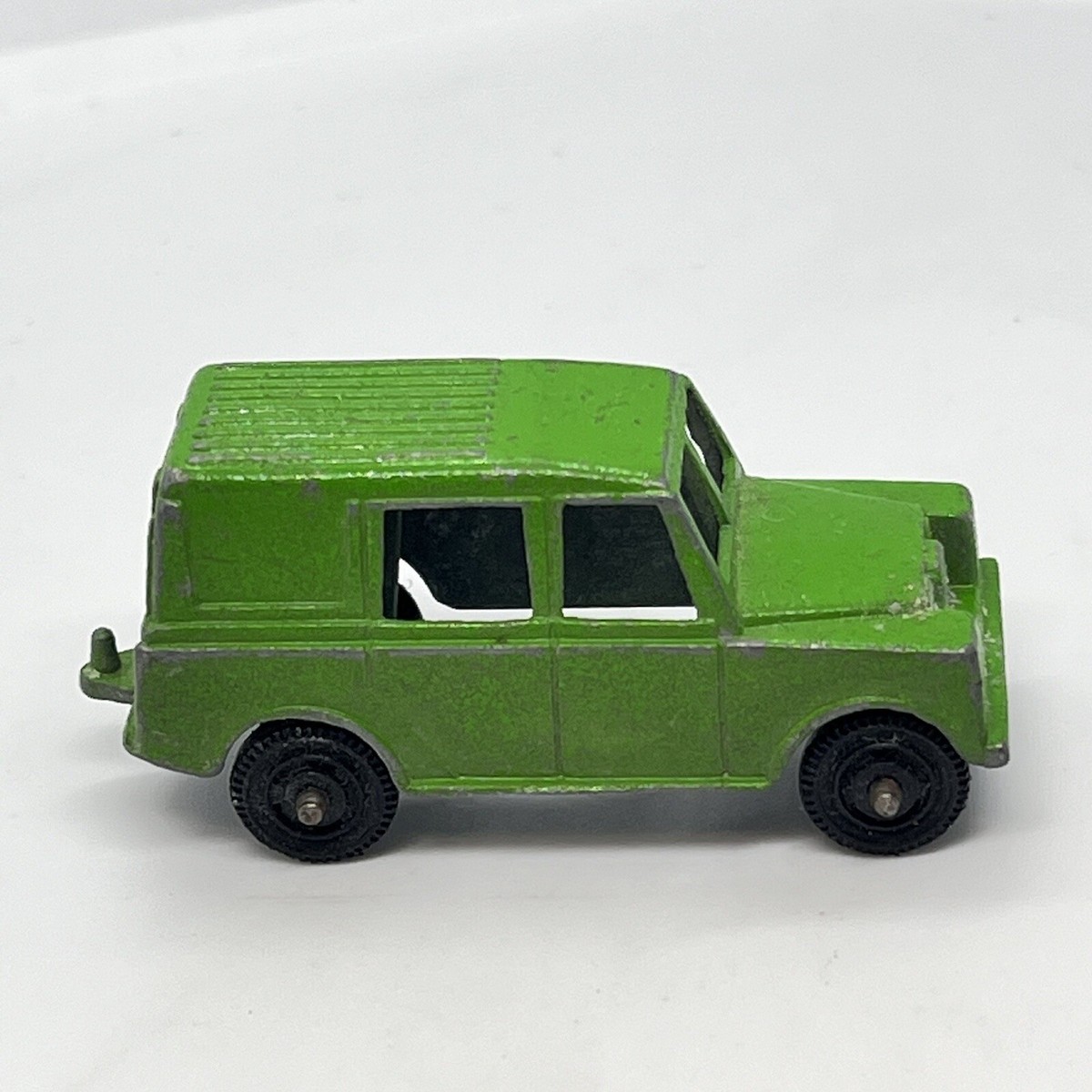 Vintage 1960s Tootsie Toy Metal Land Rover Green Die Cast Car Made