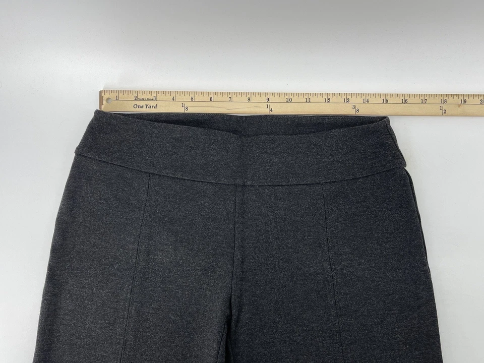 Calça elástica feminina New Directions tamanho médio cintura média cinza escuro 30X26 - Imagem 4 de 4