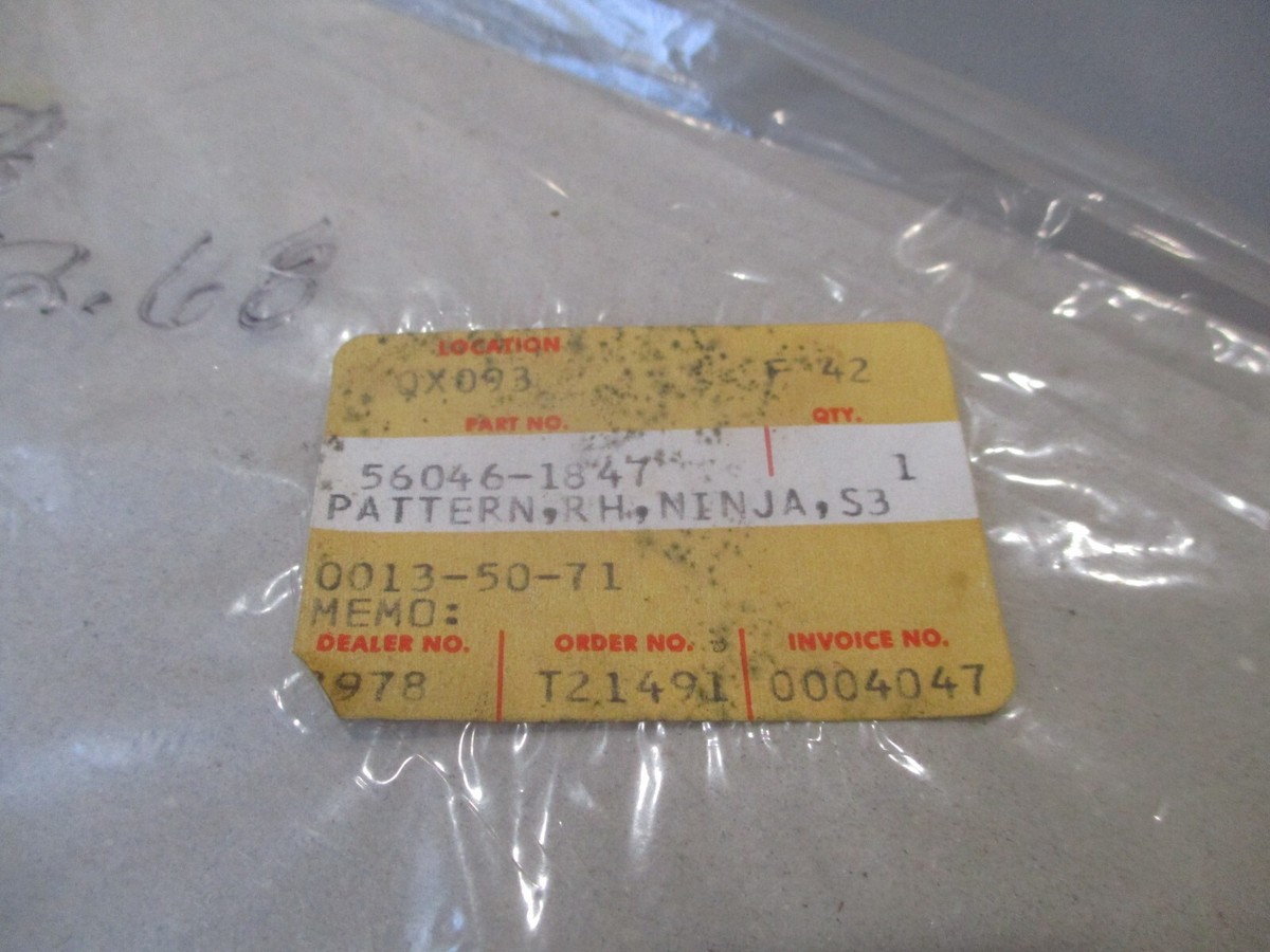 NOS Kawasaki OEM S3 Right Hand Ninja Pattern 1986 ZX600 600R 56046