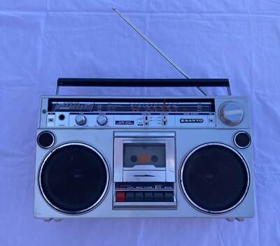 Vintage Rare SANYO M9820K BOOMBOX Radio & Cassette Recorder/Player