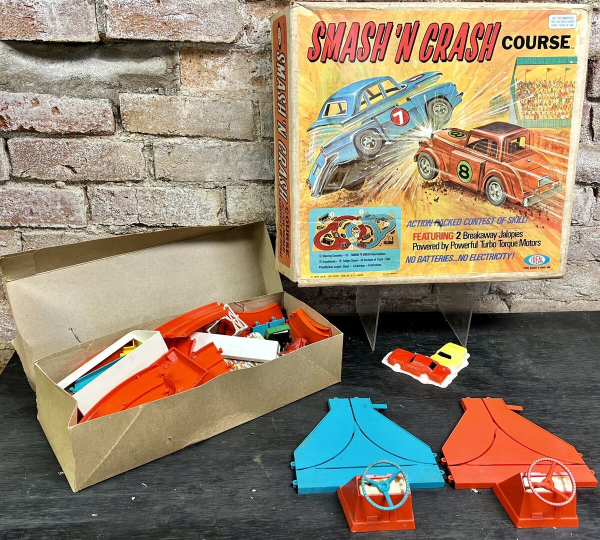 Lot - RARE Vintage 1972 Ideal Smash 'N Crash Course w/ Box COMPLETE