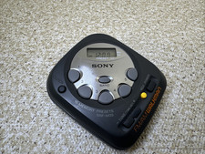 Sony Walkman SRF-M35 AM/FM Radio Player Presets W/Belt Clip - Tested  Works