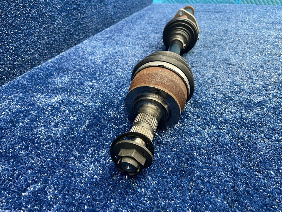 Buick Cascada 2016-2019 eje delantero derecho transmisión CV OEM 13335157 Foto 2 de 4