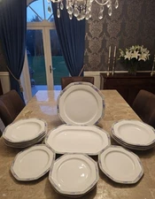 Christopher Stuart Southwest Y0002 Porcelain Dinnerware Set 19 Pieces
