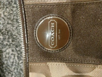 COACH ショルダーバッグ ブラウン/ベージュ COACH（コーチ） ショルダーバッグ - ベージュ レディース : ZOZOTOWN