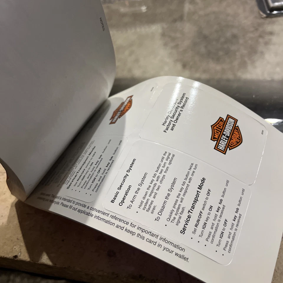 Harley-Davidson Softail Models 2006 manual del propietario 99469-06 tapa dura Foto 4 de 4