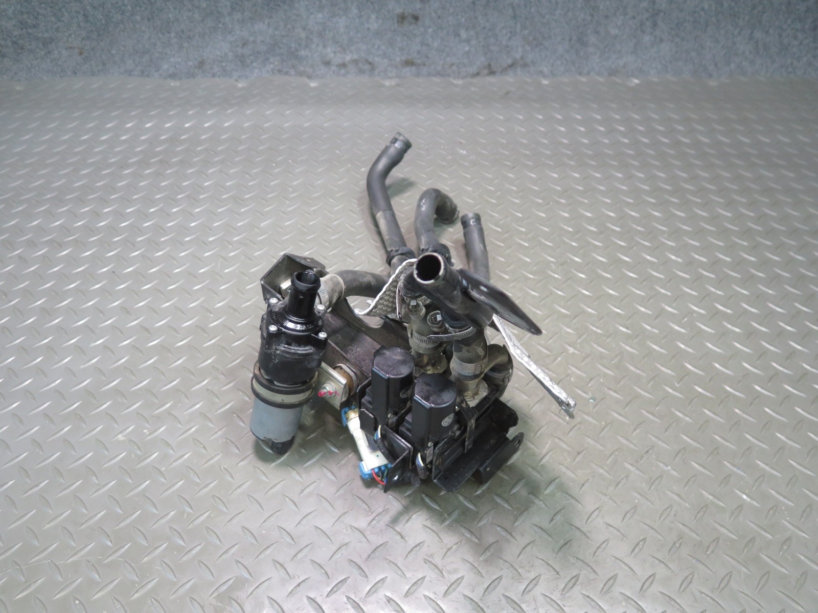 2009-2019 MASERATI GRANTURISMO M145 4.7L HEATER CONTROL VALVE W PUMP