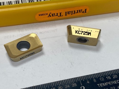 Lot of 2, Kennametal 1157880, APKT160424R KC725M, APKT2636R Inserts, USA MADE - Picture 3 of 3