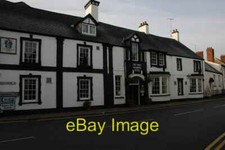 Photo 6x4 The Three Salmons Hotel, Usk The Three Salmons Hotel on Porthyc c2008