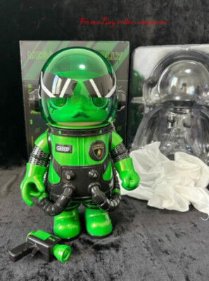 Pop Mart Mega Space Molly The Lamborghini Astronaut 400
