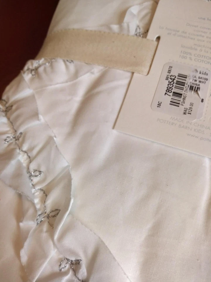 Capa de edredom Pottery Barn Disney férias princesa babado branco princesa $199. - Imagem 3 de 3