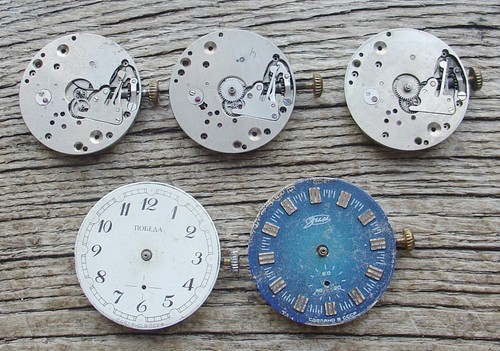 MOVEMENTS (5pS) OF SOVIET RUSSIAN POBEDA (ZIM) WATCHS for parts - Picture 5 of 6